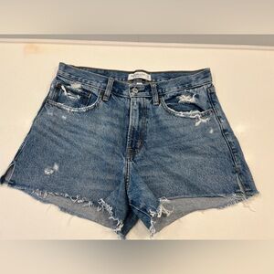 Abercrombie & Fitch The Boyfriend Short Curve Love
